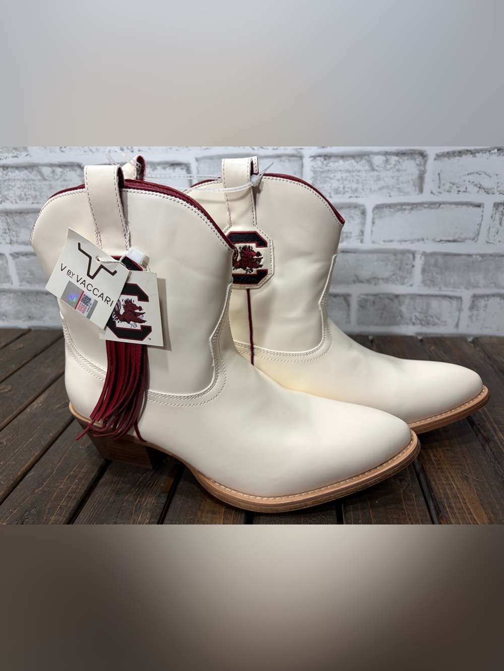 South Carolina Gamecocks Vaccari Lucy Western Ankle Boots Sz 10 White Garnet NWT